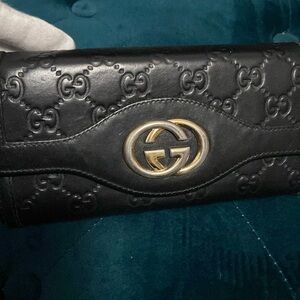Gucci wallet